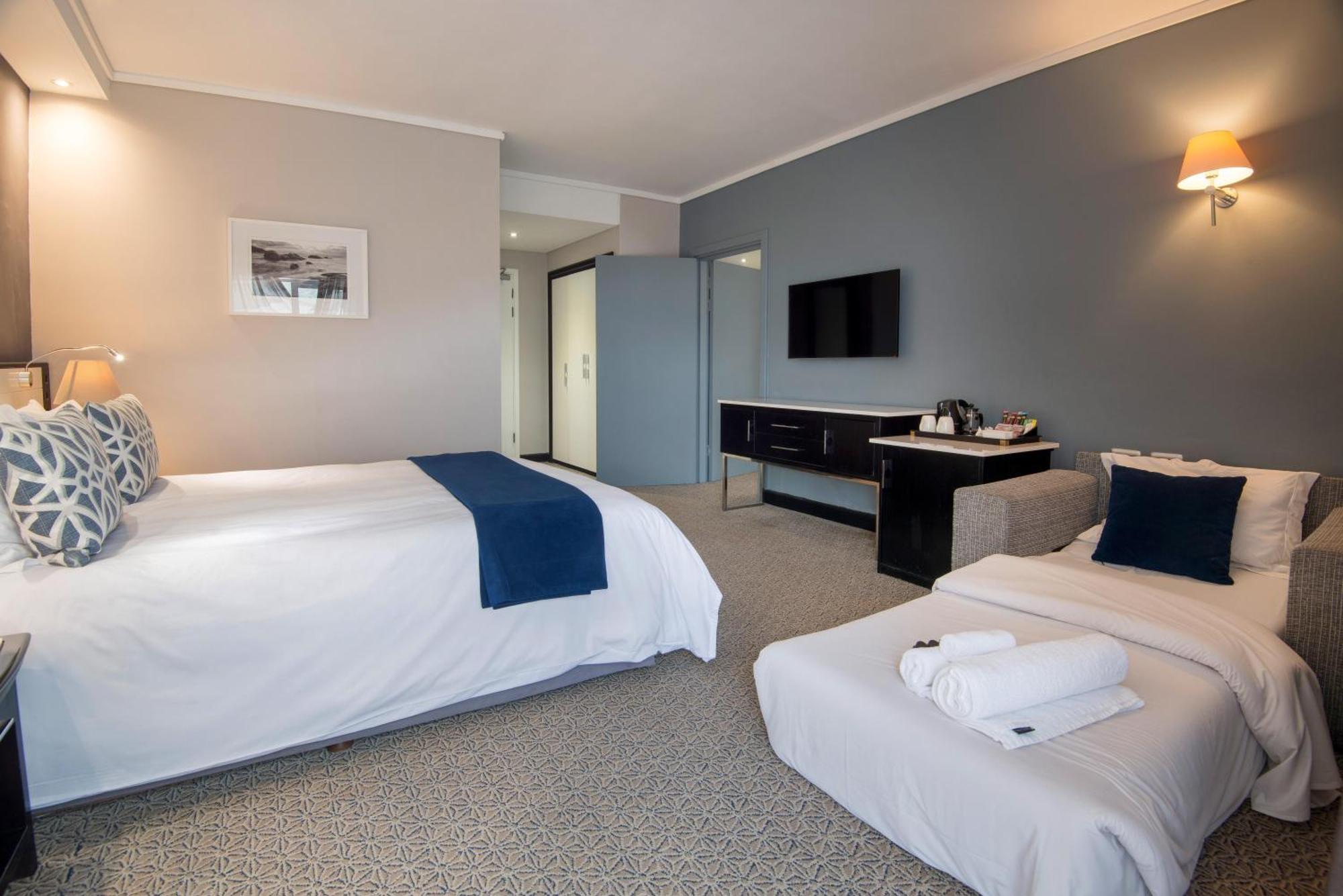 Hotel The Commodore Cape Town